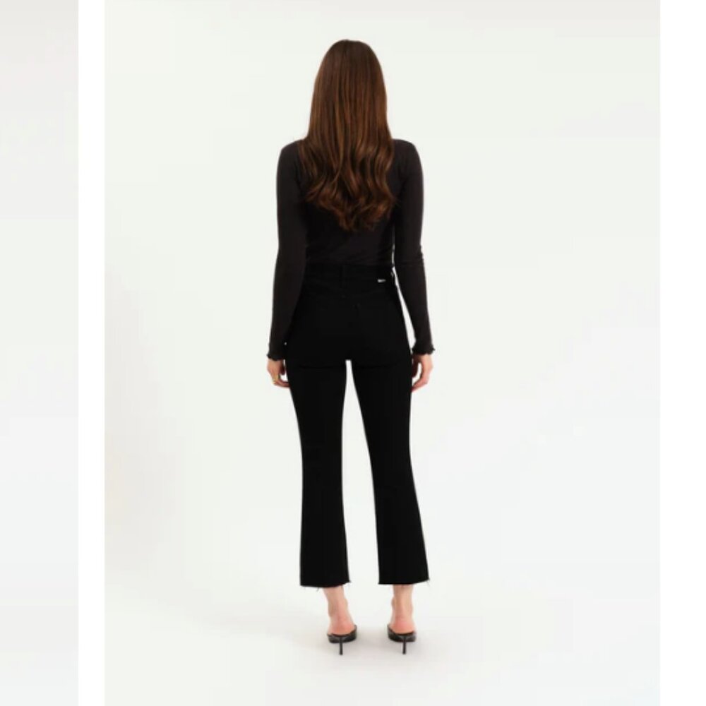 Daze Shy Girl Crop Flare in After Party Black Sz 25 NWT - Picture 4 of 11
